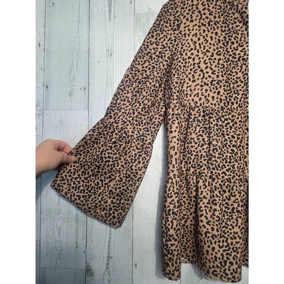 Tuckernuck Edith Tiered Bell Sleeve Leopard Print Tunic Sz. XS - Picture 6 of 6